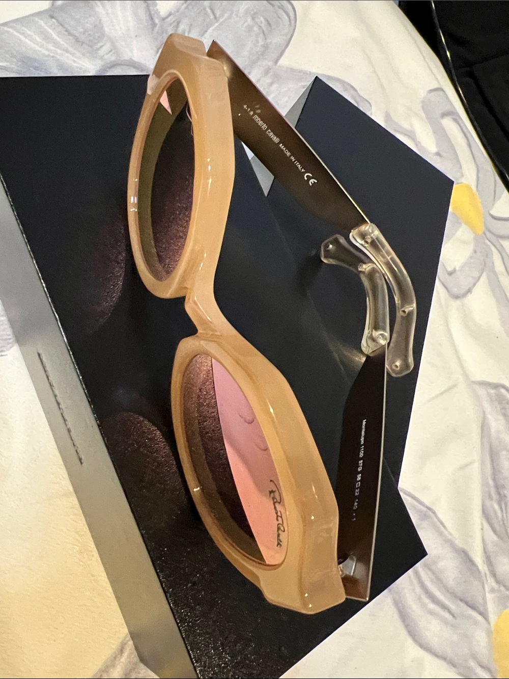Roberto Cavalli Pink Round Frame Sunglasses - Picture 2 of 6